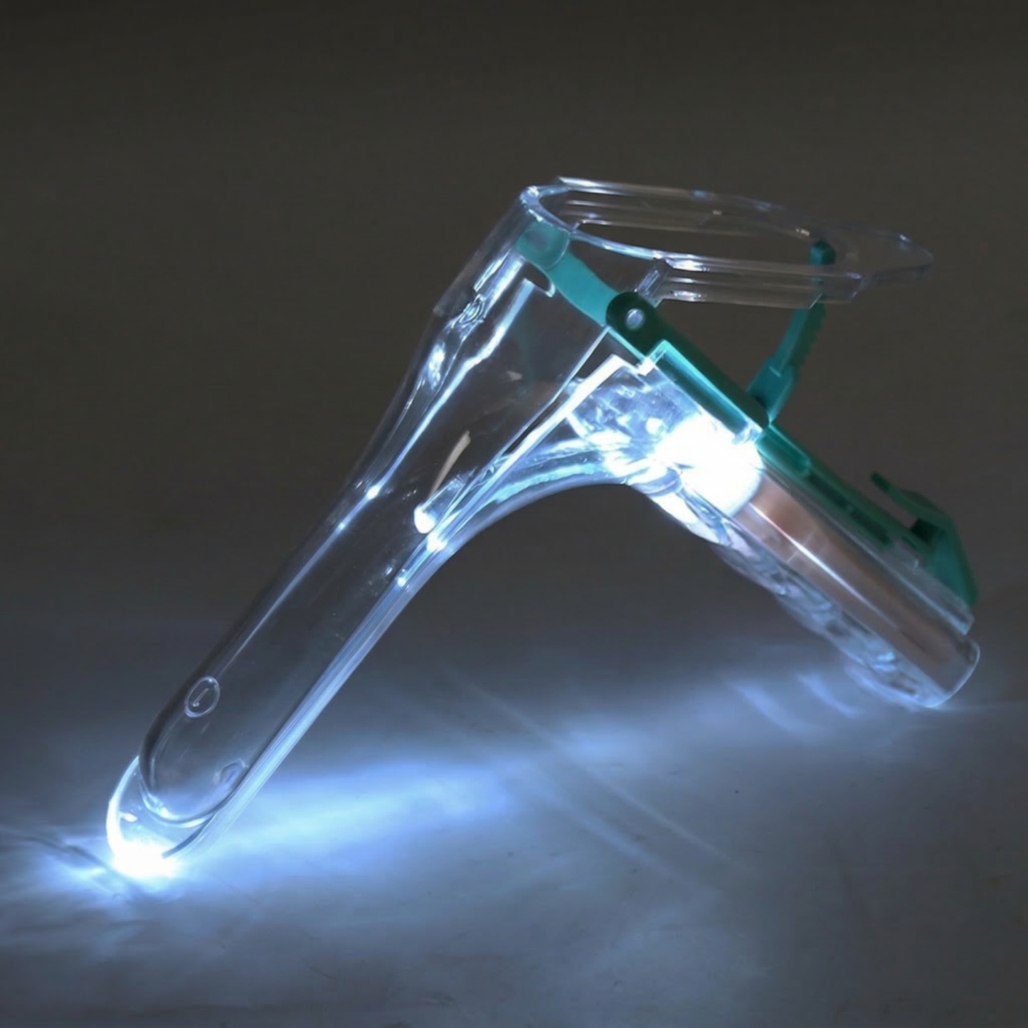 LED Vaginal Speculum - Clear - image 6