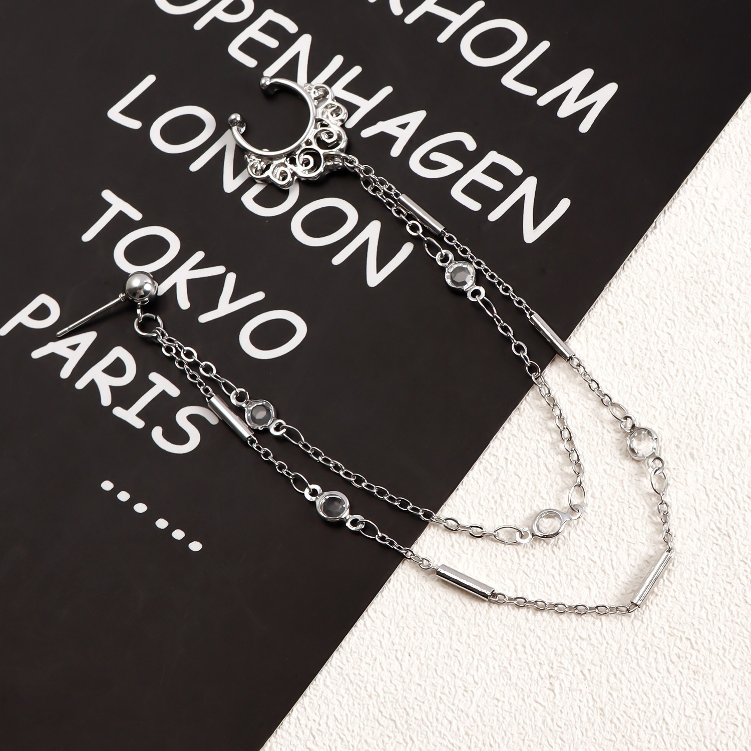 Trendy Nose Chain Piercing – Dainty Gold/Silver Nose Ring for Casual & Special Occasions-WeLovePlugs