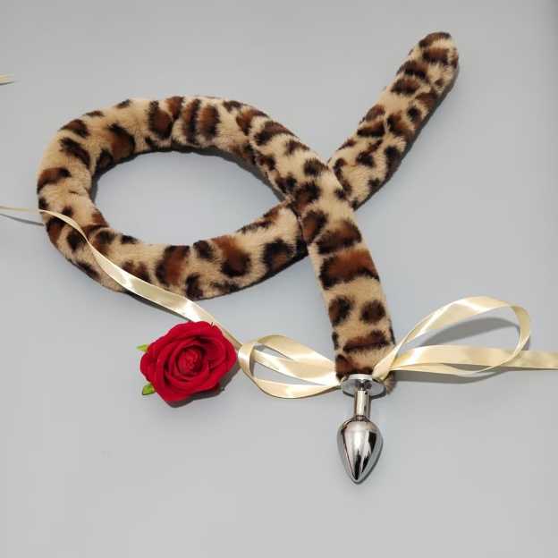 39'' Leopard Tail Plug - 1.34'' - image 1