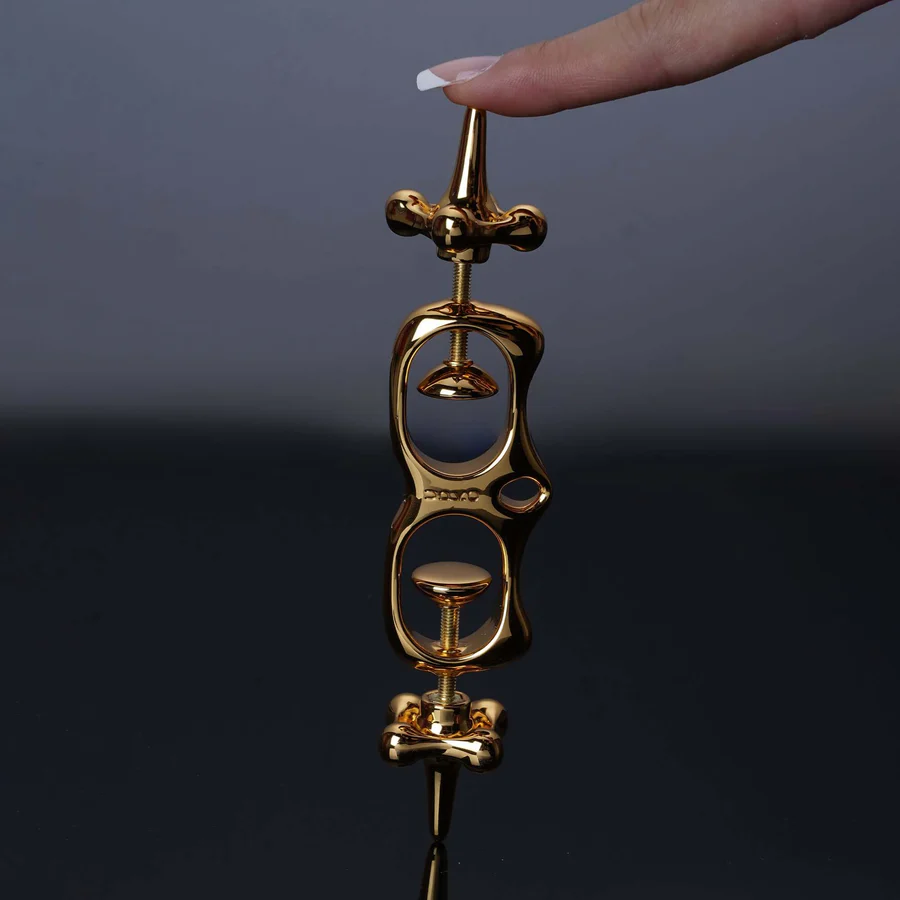 Adjustable Metal Thumb Cuffs - image 9