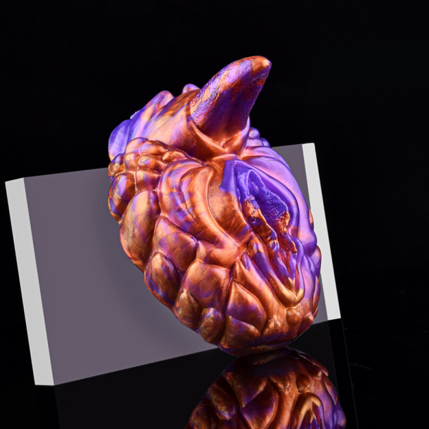 4.6''x3.1''x3.1''Monster-Inspired Female Grinder-WeLovePlugs