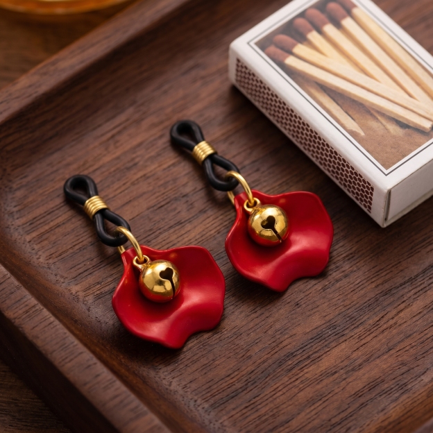 Flower Bell Nipple Clamps - image 8