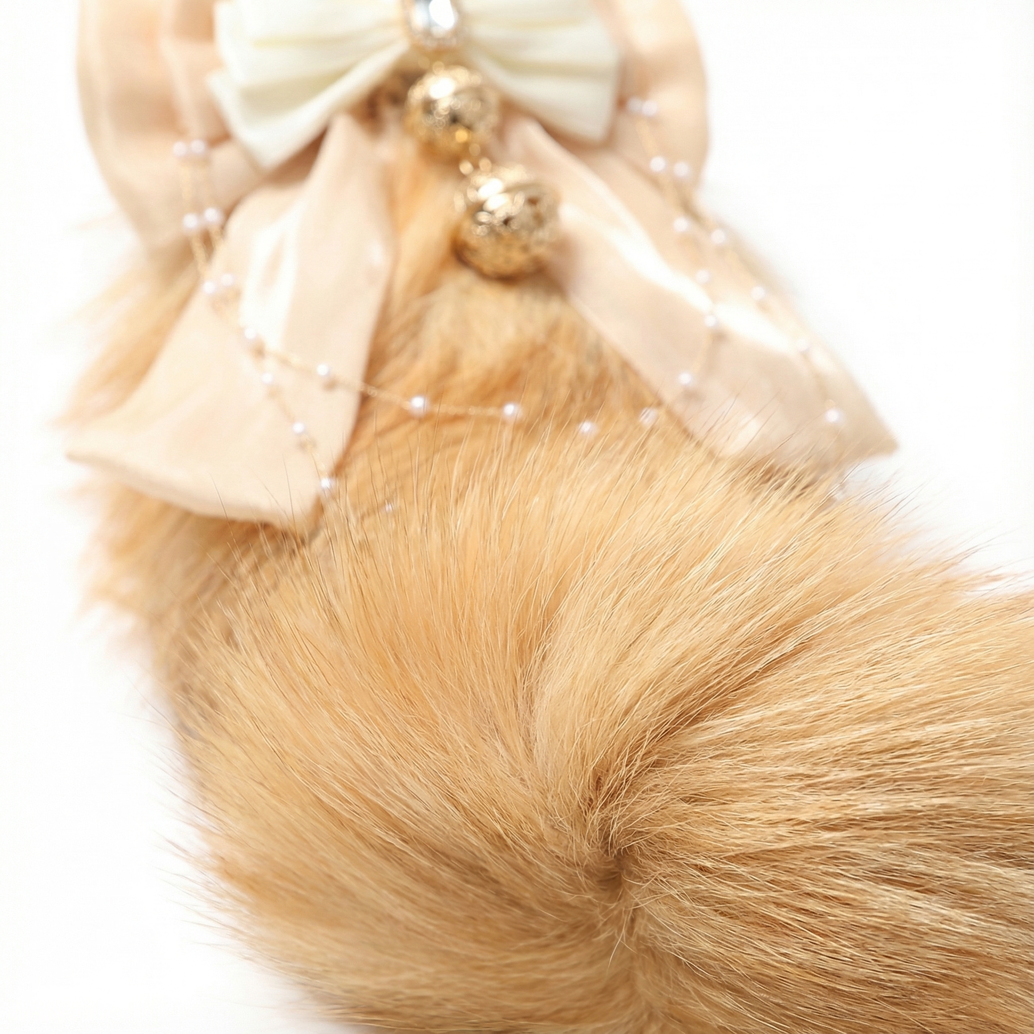 Luxury Fox Tail Plug Set – 15.7" Soft Gold Tail with Detachable Bow Details - image 9