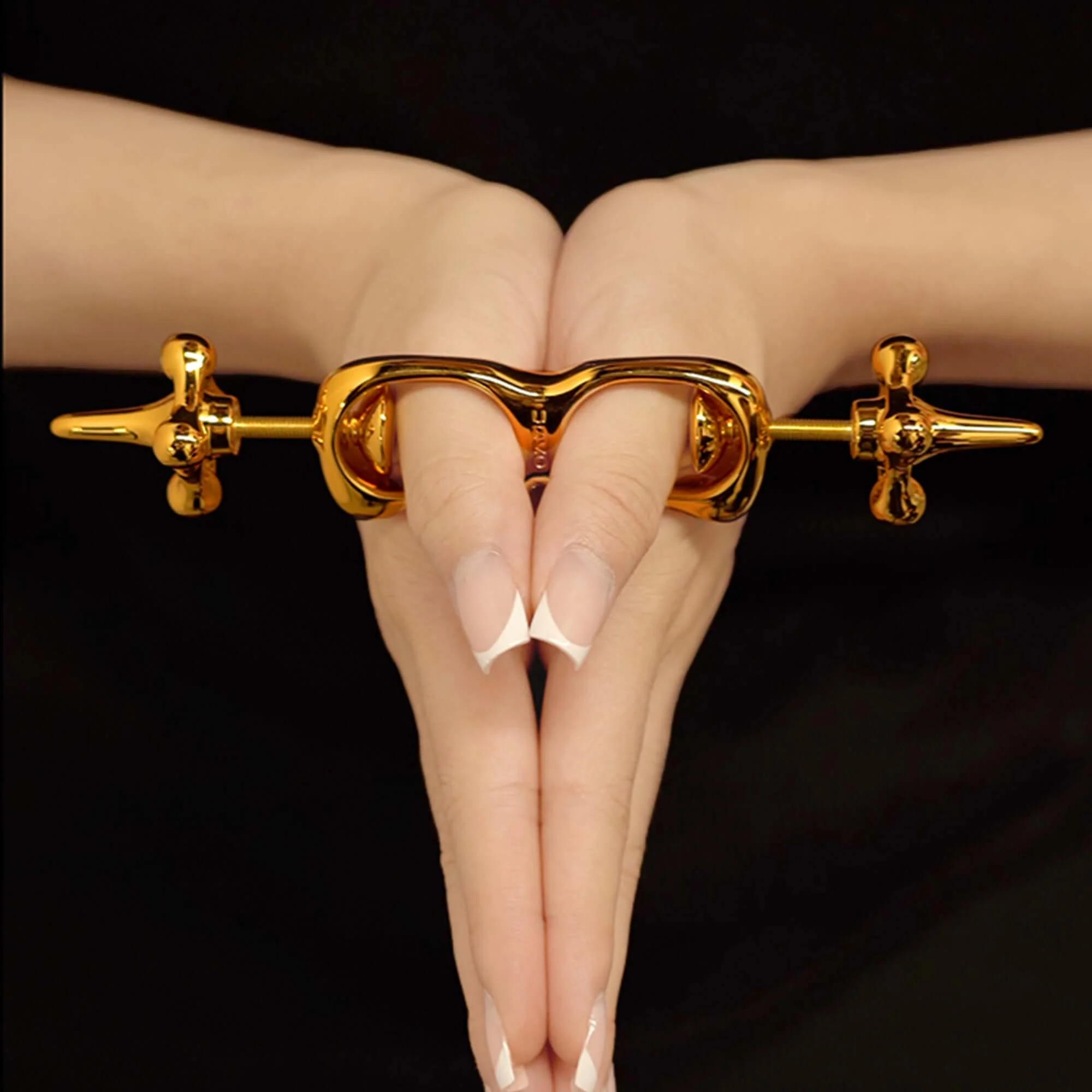 Adjustable Metal Thumb Cuffs - Golden - image 11