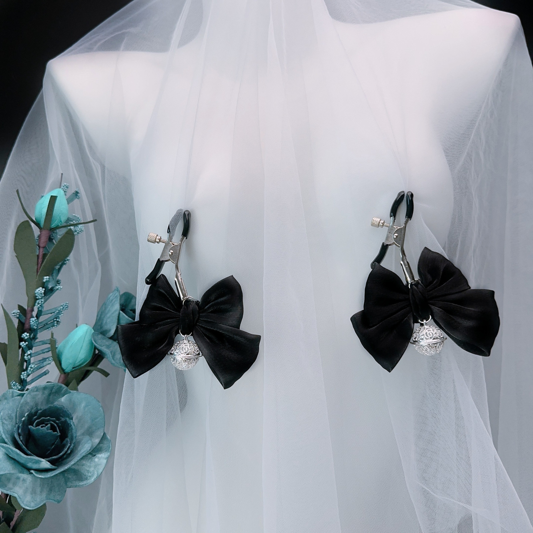 Midnight Nipple Clamp-WeLovePlugs