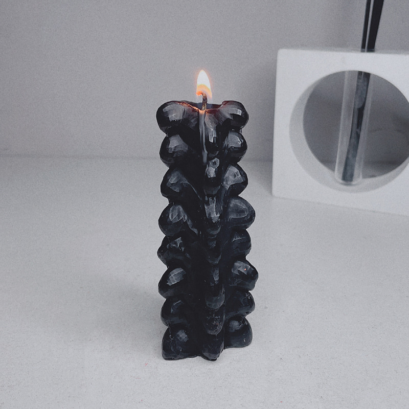Spine-shaped Scented Candle - image 2
