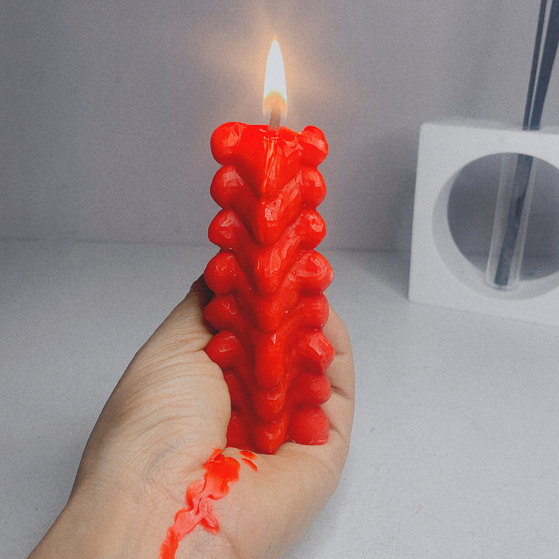 Spine-shaped Scented Candle - image 4