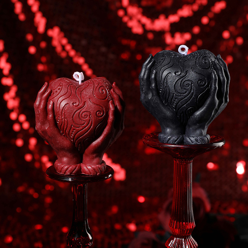 Hands Holding Heart Sensual Candle – Low-Temperature - image 5