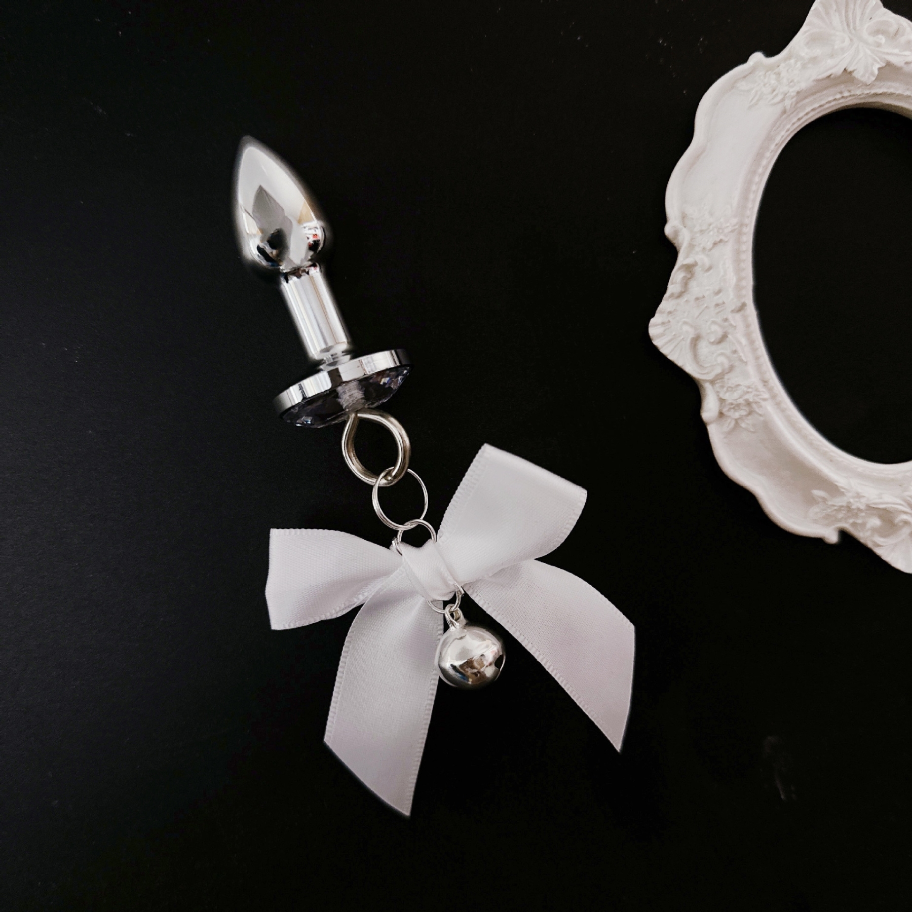 Bijou Bondage: The Bells & Butt Plugs Set-WeLovePlugs