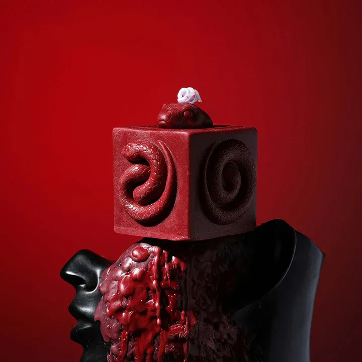 Square Snake Sensual Candle – Geometric Low-temperature - image 5