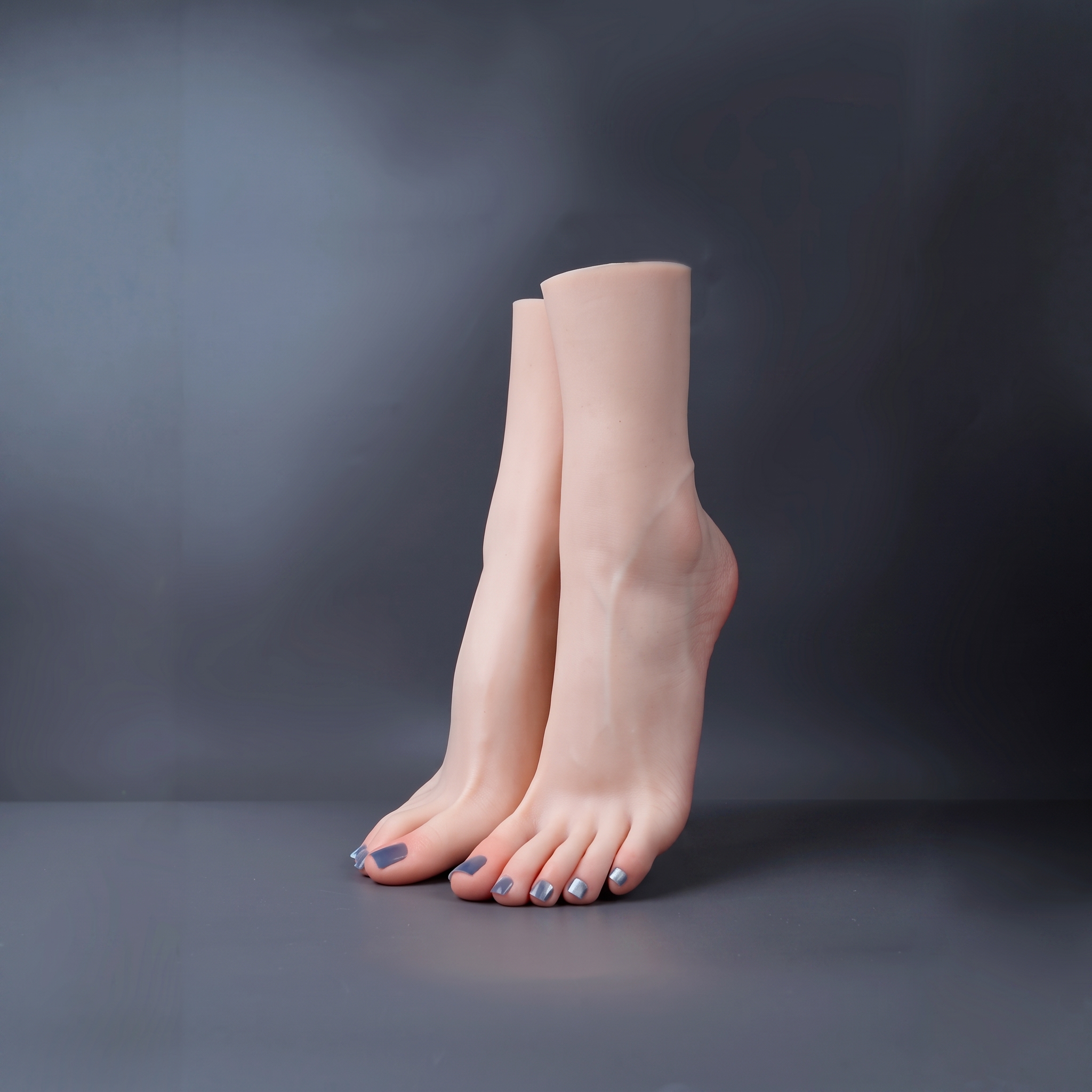 Lifelike Platinum Silicone Foot Model | Cat Eye Nails - Nude - image 2