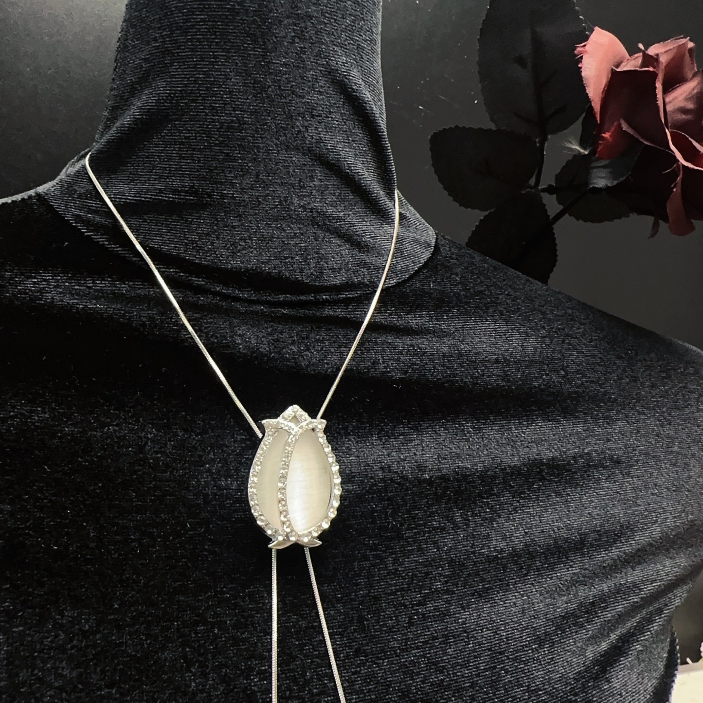 Pollen & Prey Nipple Clamp-WeLovePlugs