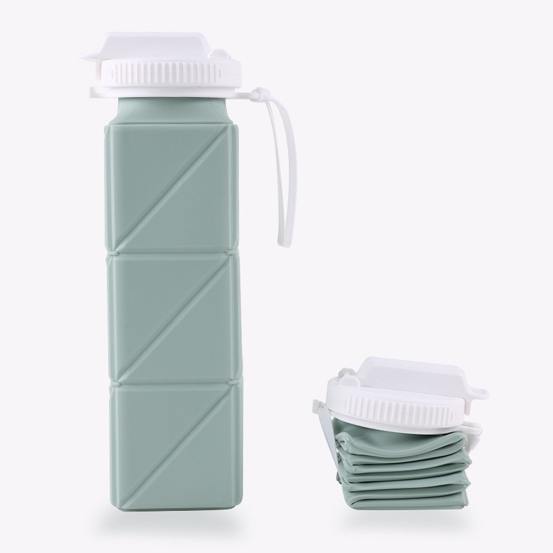 Collapsible Travel Water Bottles, Food Grade BPA Free Silicone Foldable Water Bottle, Leakproof Portable Expandable Water Bottles for Traveling, Camping, Hiking, Cycling & Sports Outdoor 620ml