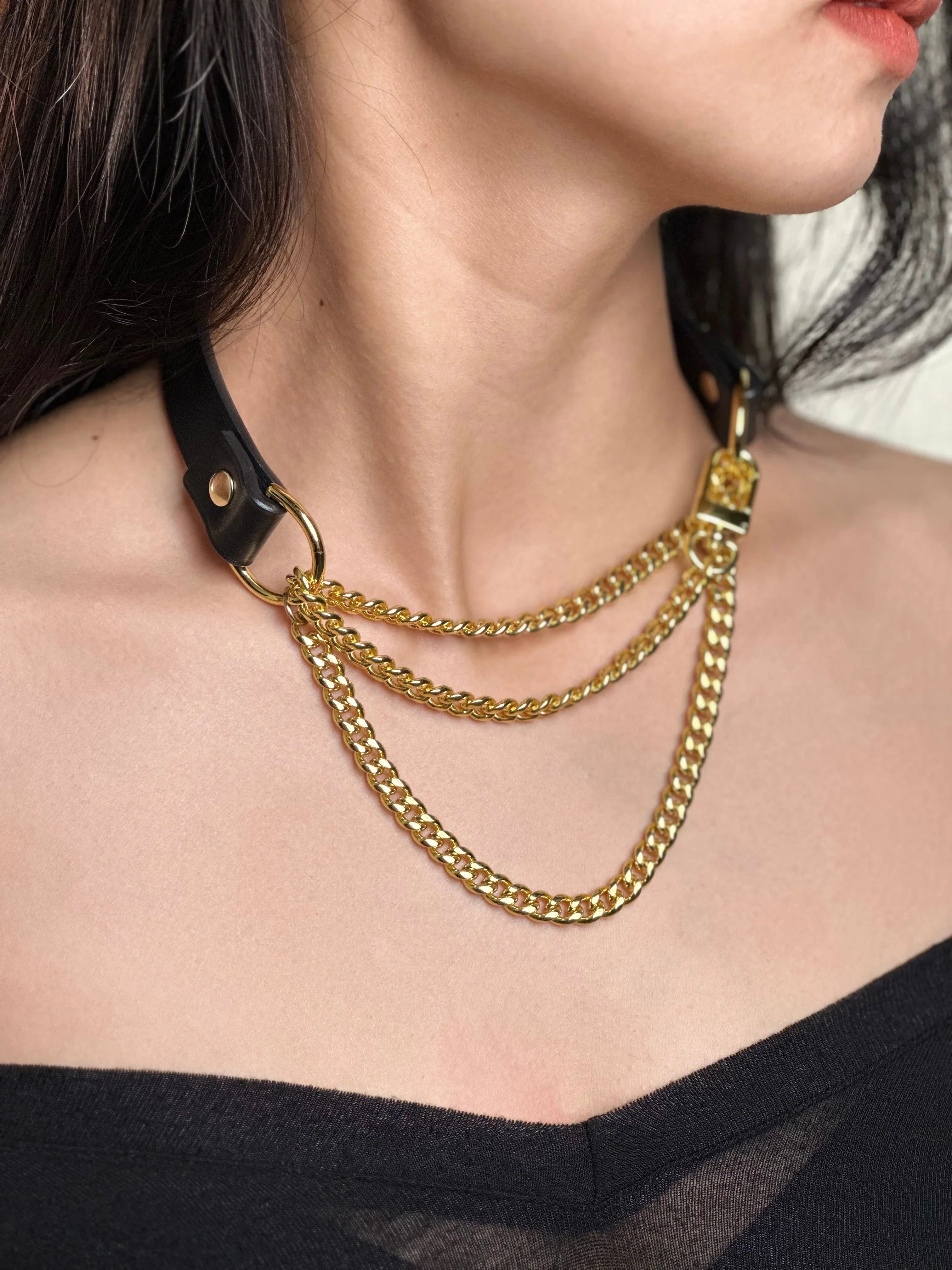 CHICCHOK [Breathless] Pulling Fashion and Fun Choker - CHICCHOK