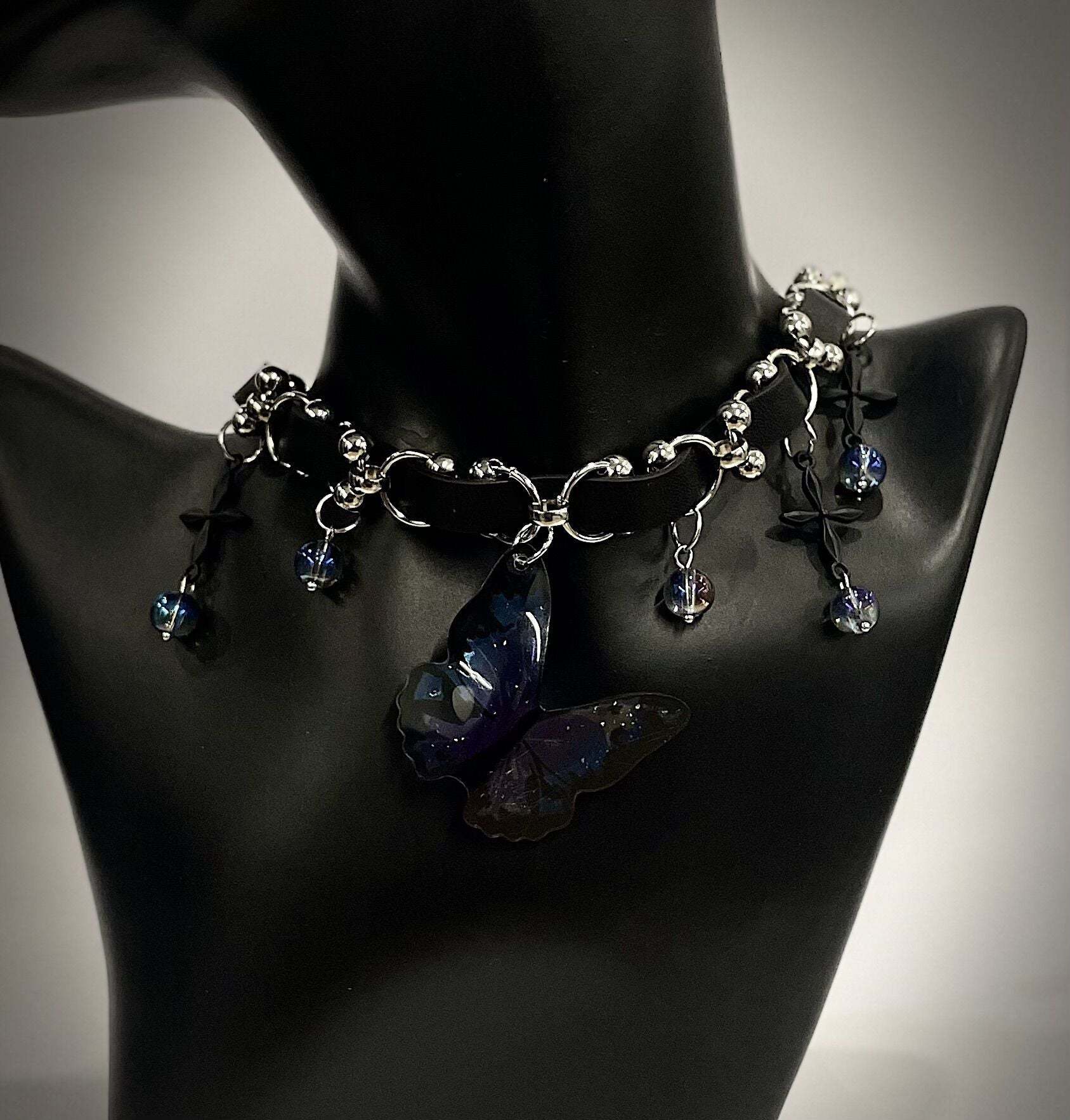 Fashion butterfly style leather necklace, made of high-quality leather, comfortable to wear, adjustable, couple accessories