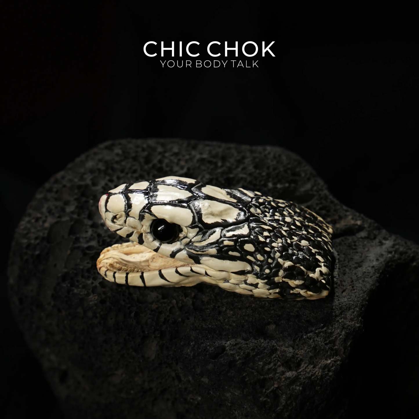 CHIC CHOK Bone Serpent Embracing Sapphire Star - CHICCHOK