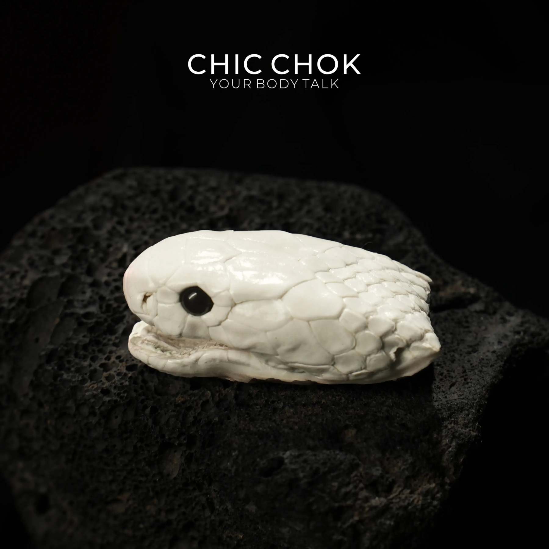 CHIC CHOK Bone Serpent Embracing Sapphire Star - CHICCHOK