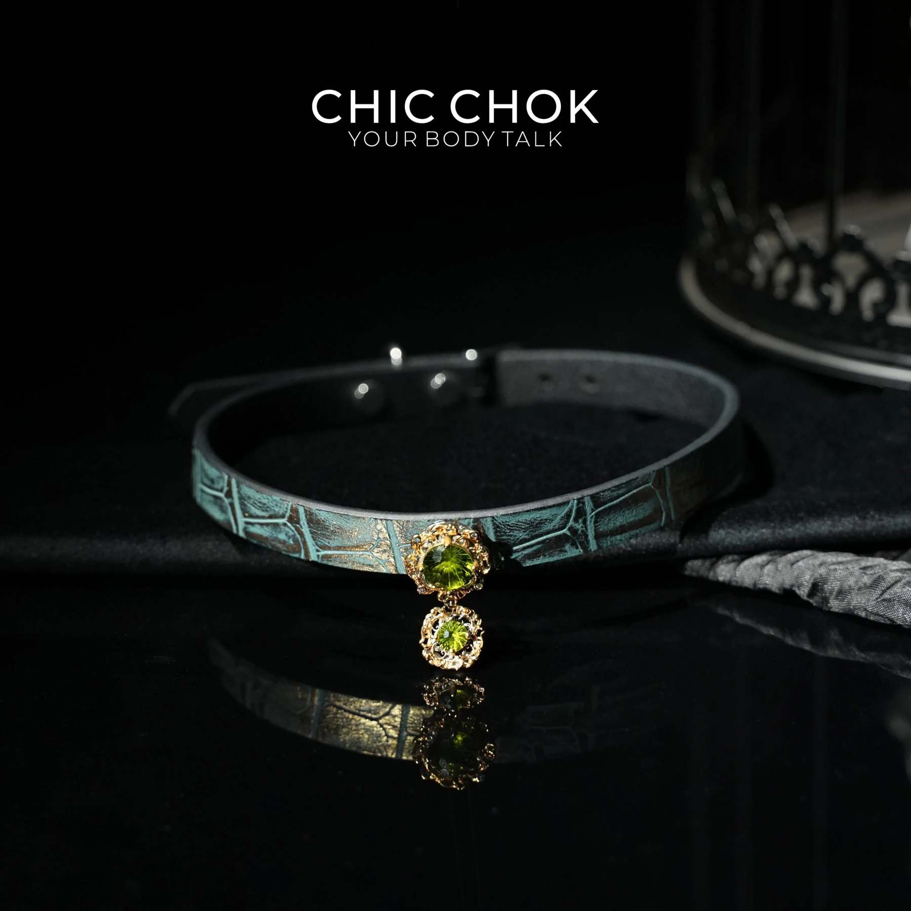 CHICCHOK [Emerald Dream] - Eternal Love, Sparkling Time Choker - CHICCHOK
