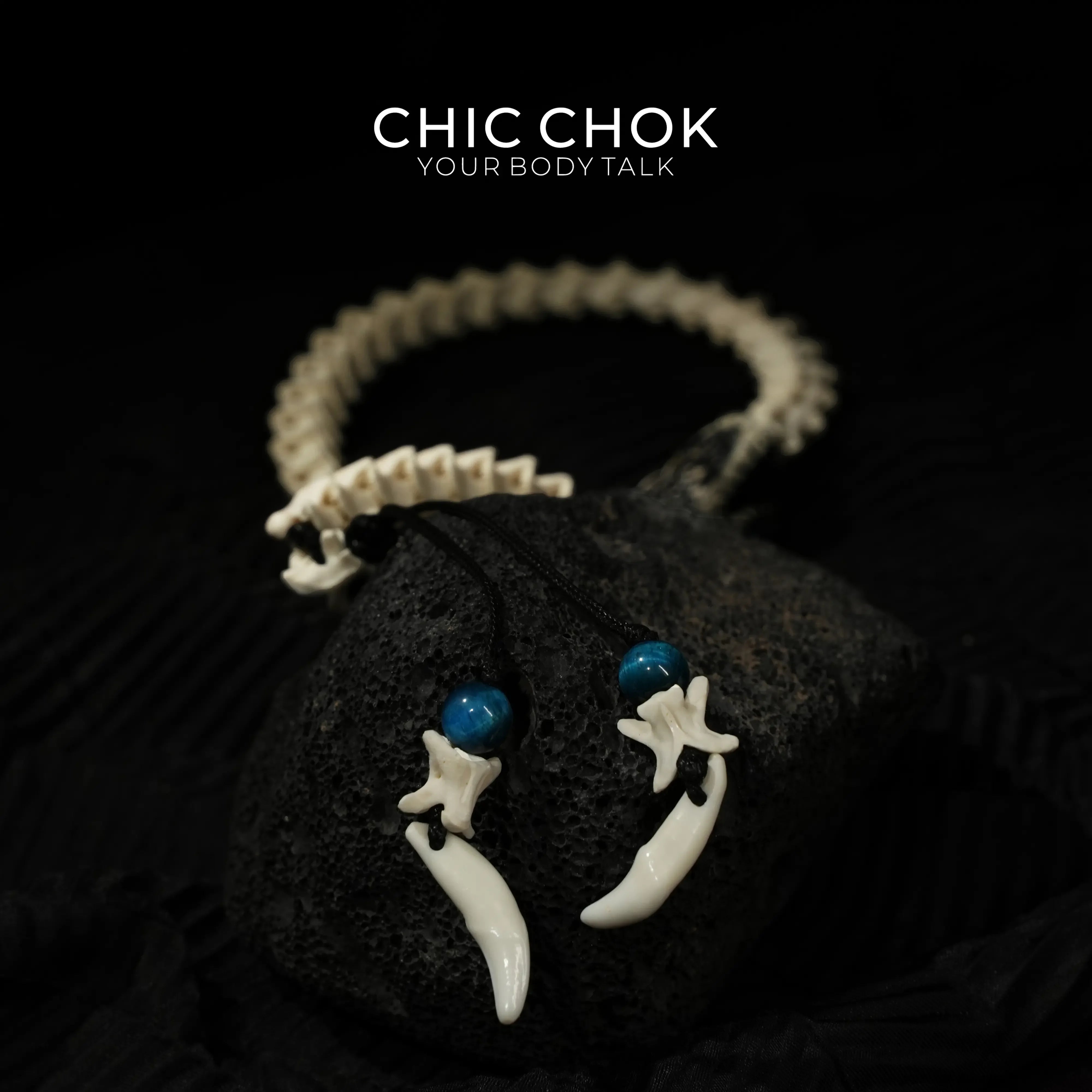 CHIC CHOK Bone Serpent Embracing Sapphire Star - CHICCHOK