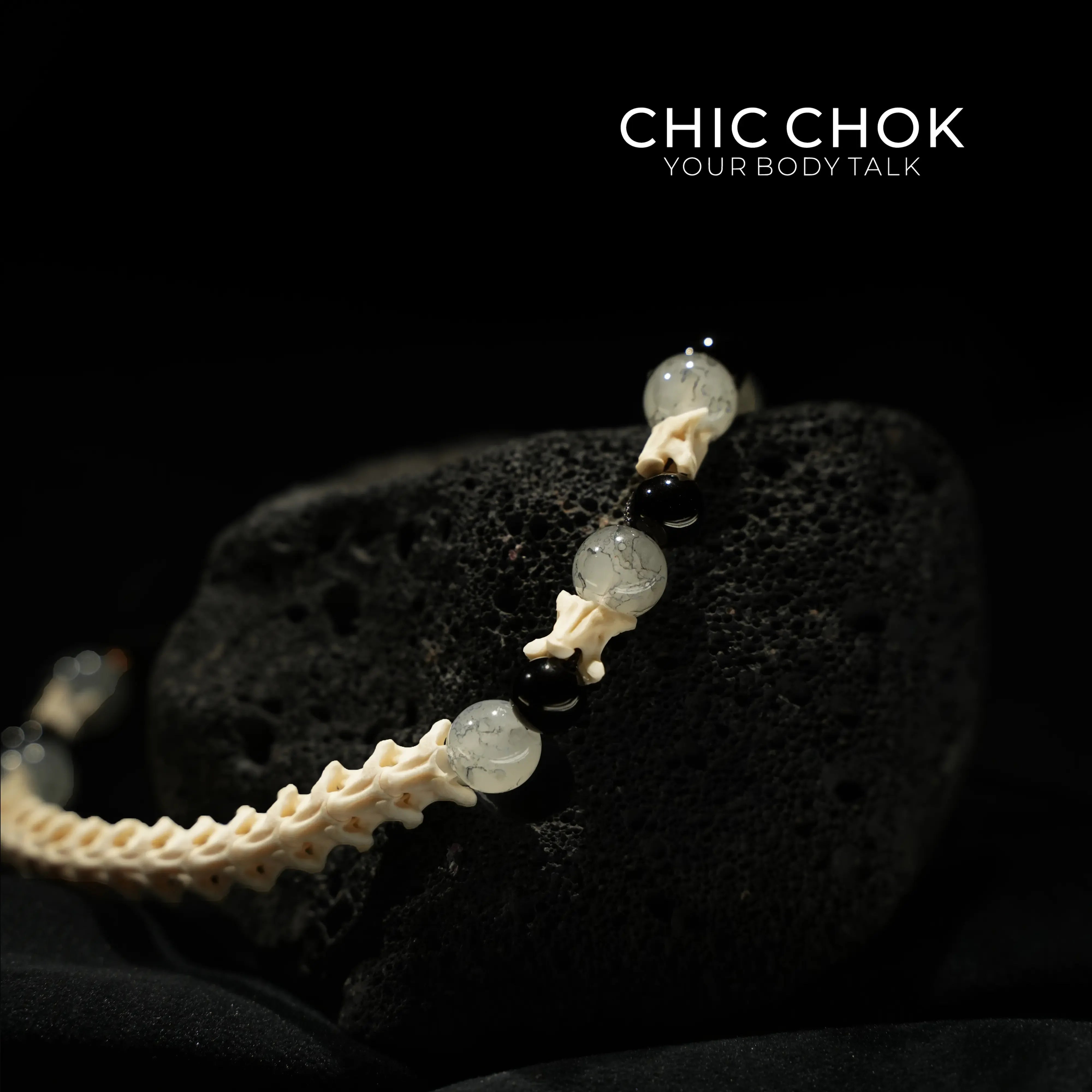 CHIC CHOK | Blue Jade Mystic Hexagram: Oriental Arcane Symbols in the Dark Night - CHICCHOK
