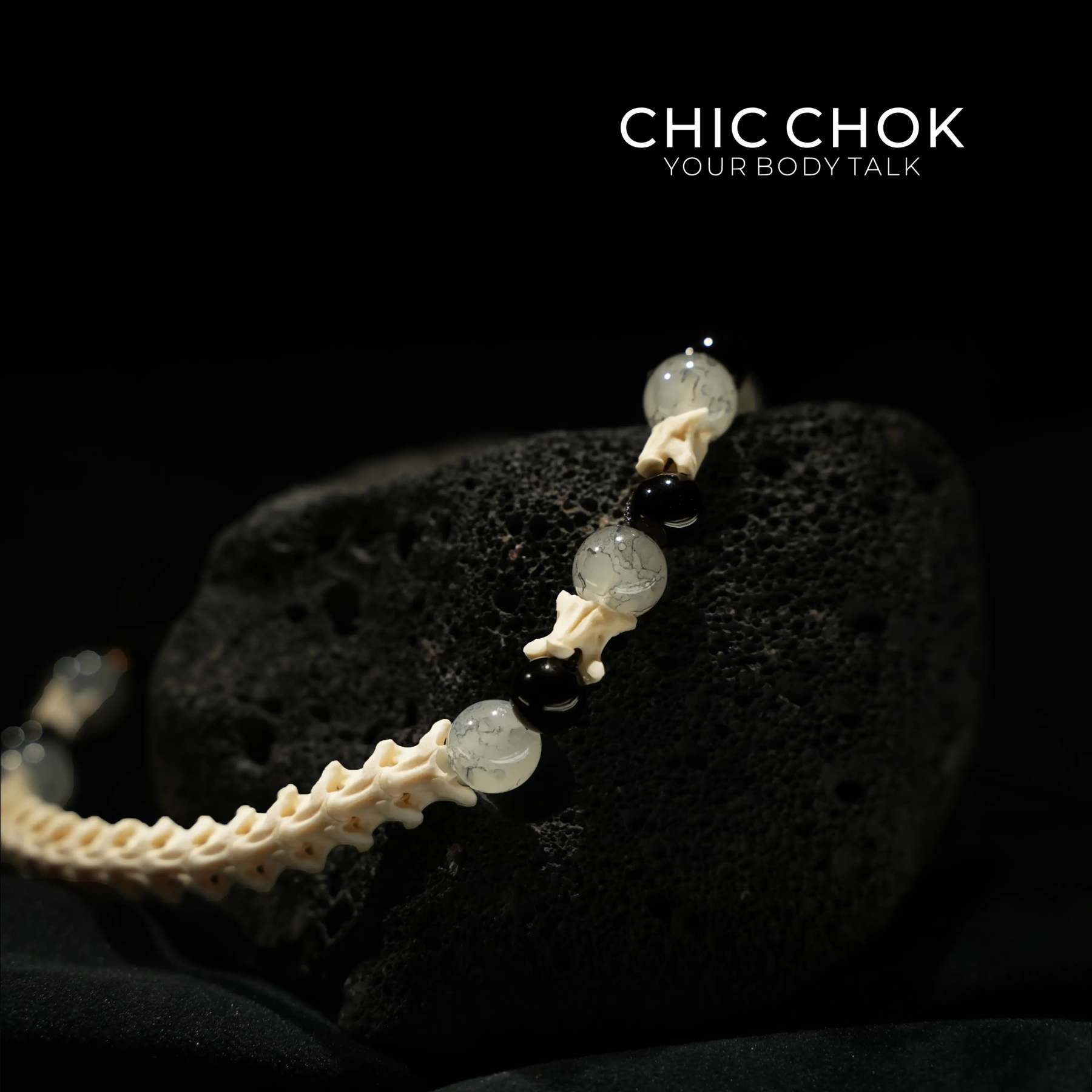 CHIC CHOK | Blue Jade Mystic Hexagram: Oriental Arcane Symbols in the Dark Night - CHICCHOK