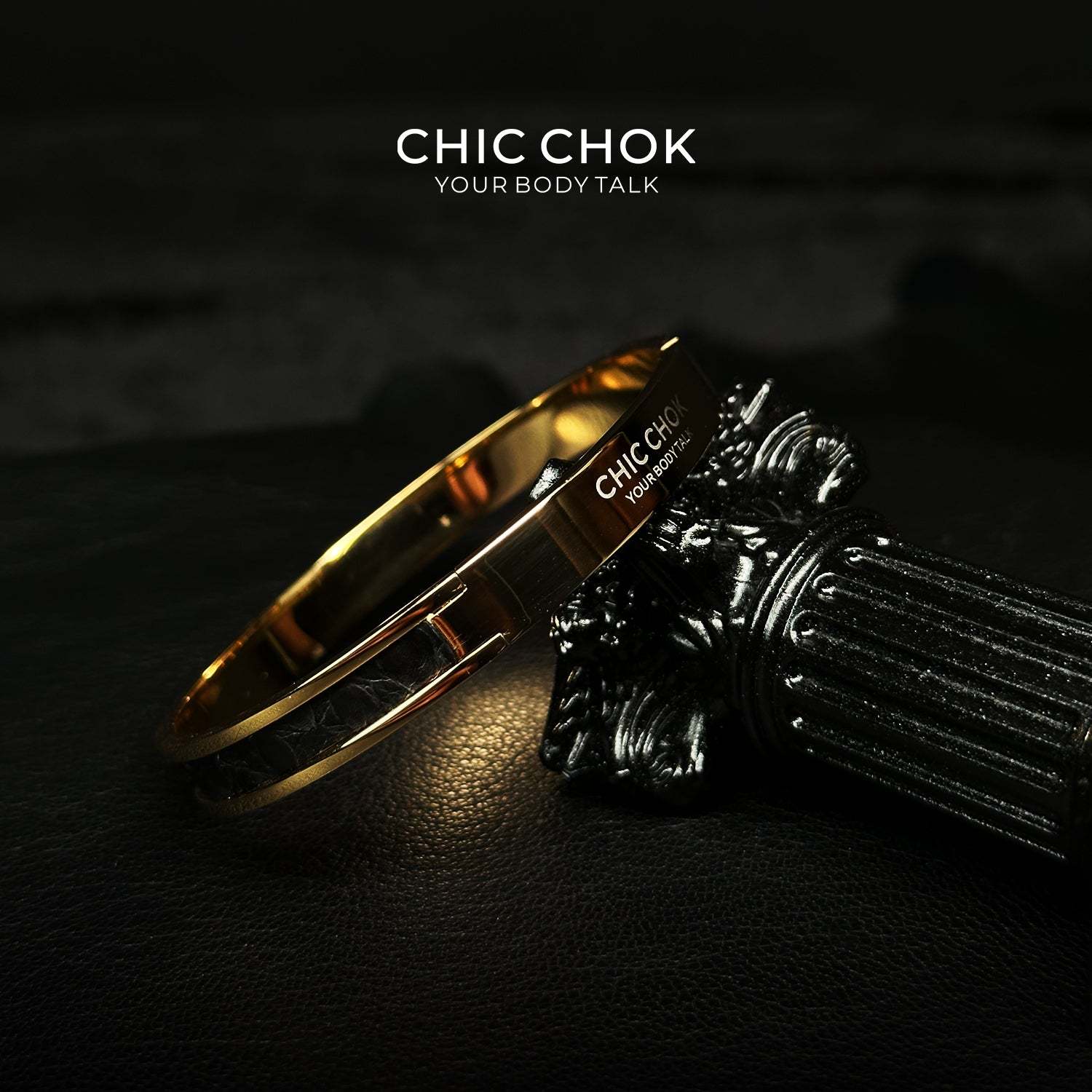 CHICCHOK Classic Close Bracelet, made of stainless steel, featuring a subtle and stylish design. Non-adjustable and perfect for a minimalist, modern look.