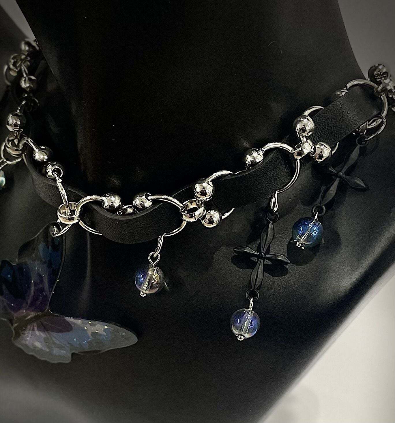 Fashion butterfly style leather necklace, made of high-quality leather, comfortable to wear, adjustable, couple accessories