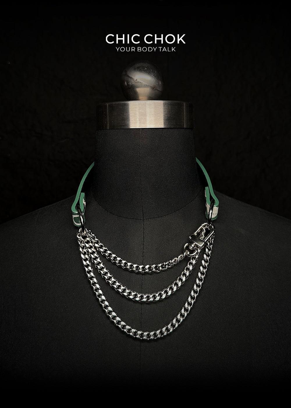 CHICCHOK [Breathless] Pulling Fashion and Fun Choker Christmas Limited Edition - CHICCHOK