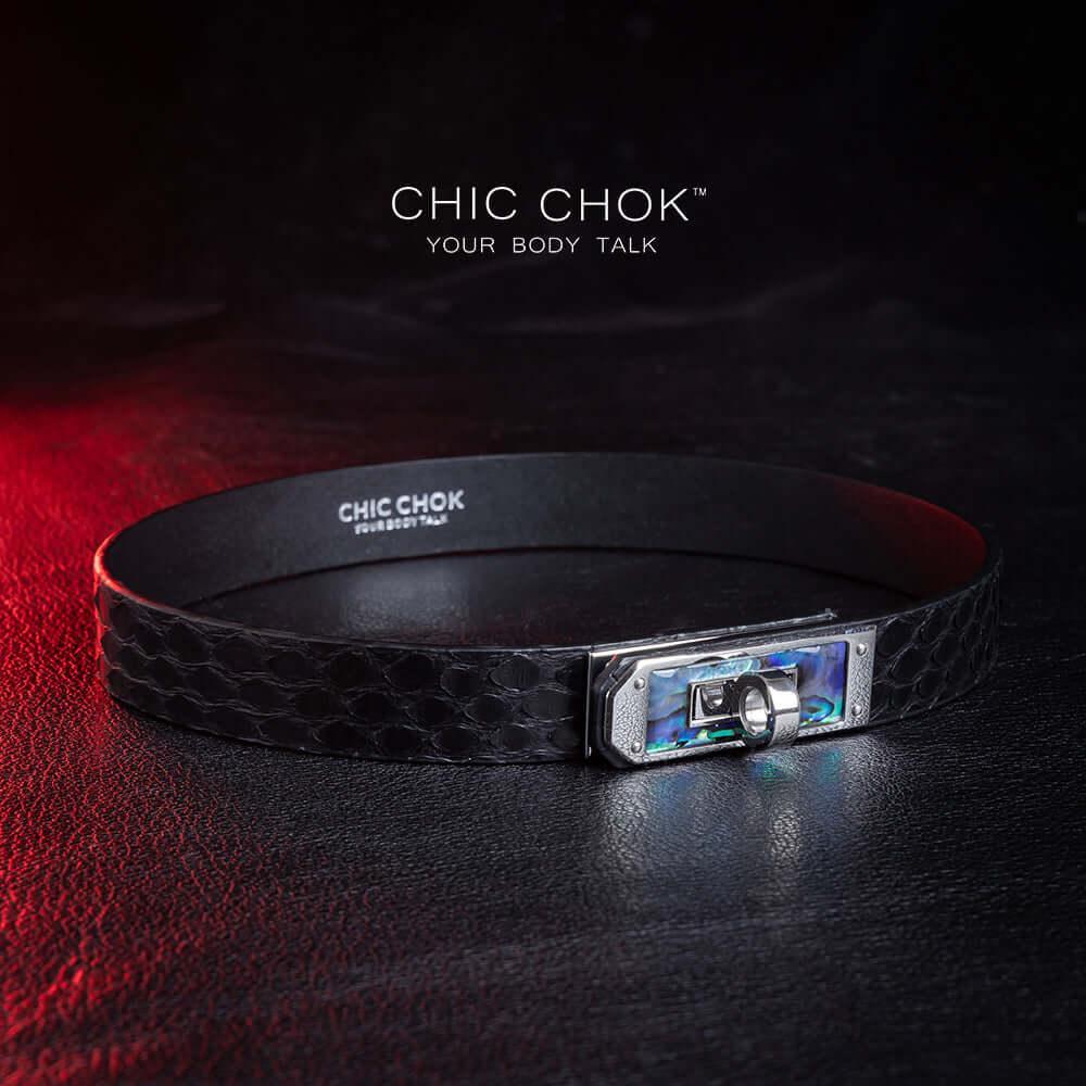 CHICCHOK [Aphrodite] - Black Python Fritillaria Front Closure Fashion Non-adjustable Choker - CHICCHOK