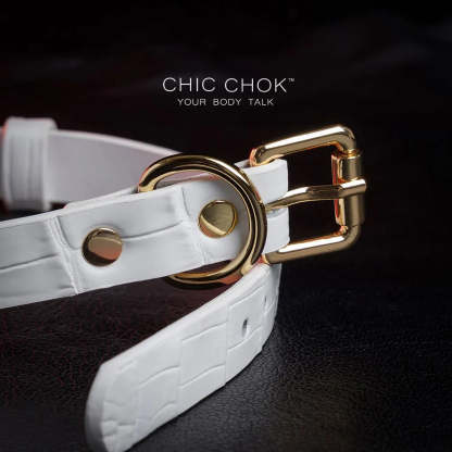CHIC CHOK Daylight - Collar – fashionable crocodile leather texture design with elegant gold buckle - CHICCHOK