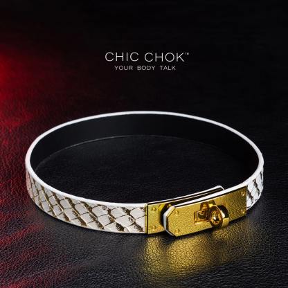 chicchok Isolation Collar Simple wear, high-end feel, luxurious details, handmade, python leather, adjustable design.