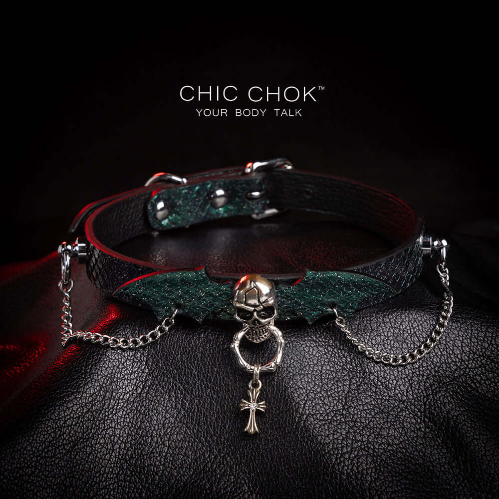{"default":"CHICCHOK [Nocturne-Collar] Leather necklace, Gothic style. Handmade, unique style"}
