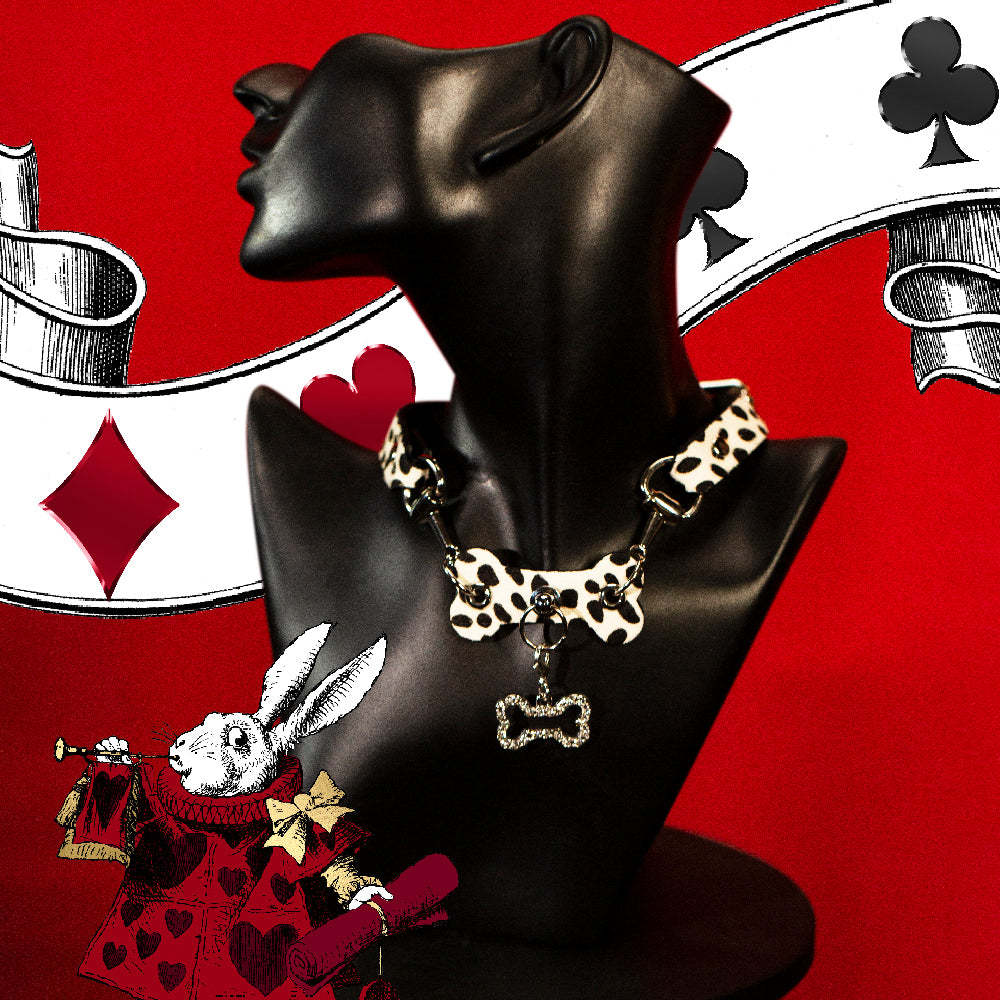 the creative design combines the soft texture of natural horsehair with vibrant colors, providing a visually striking and comfortable wearing experience.