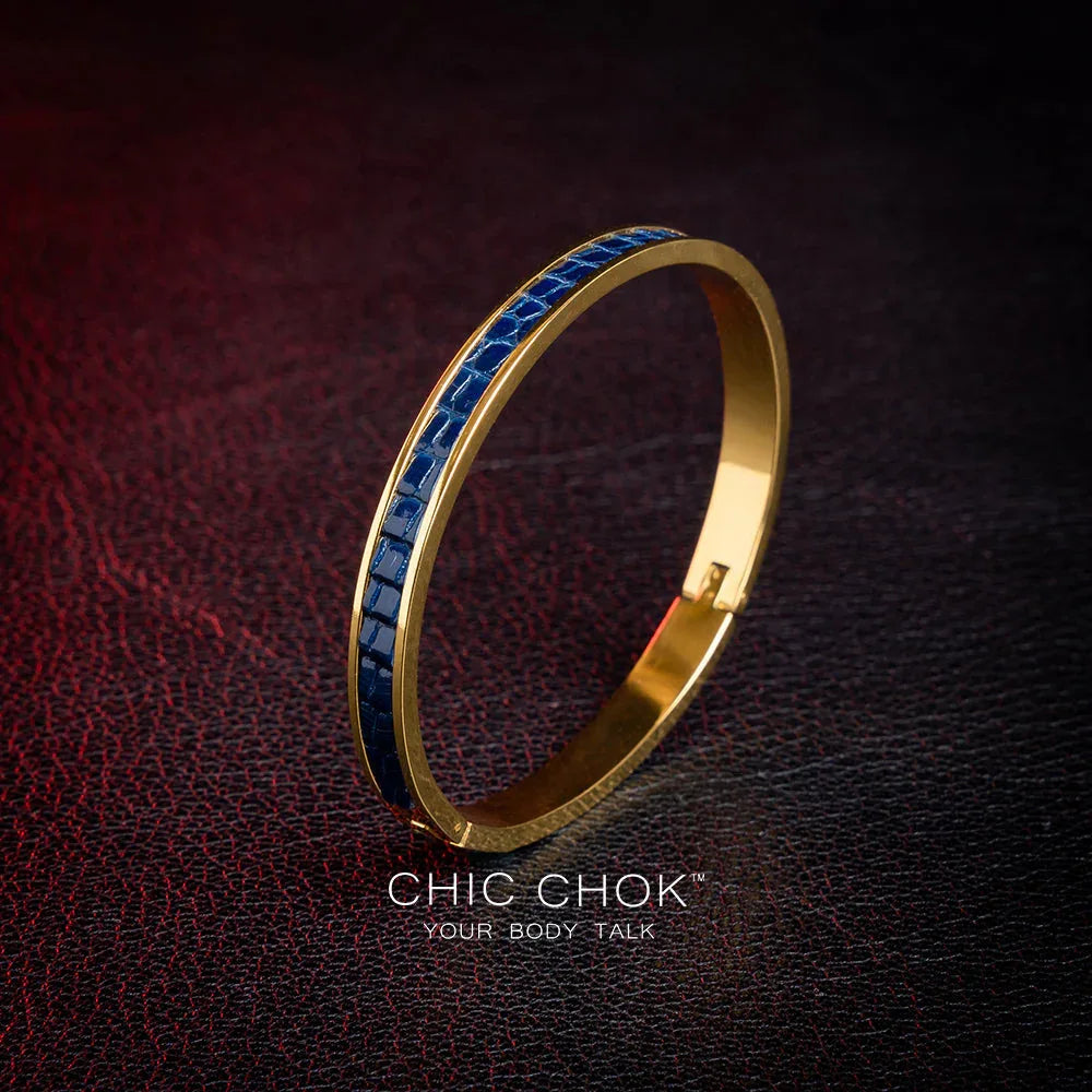 Take My Hand - Metallic Bracelet - CHICCHOK