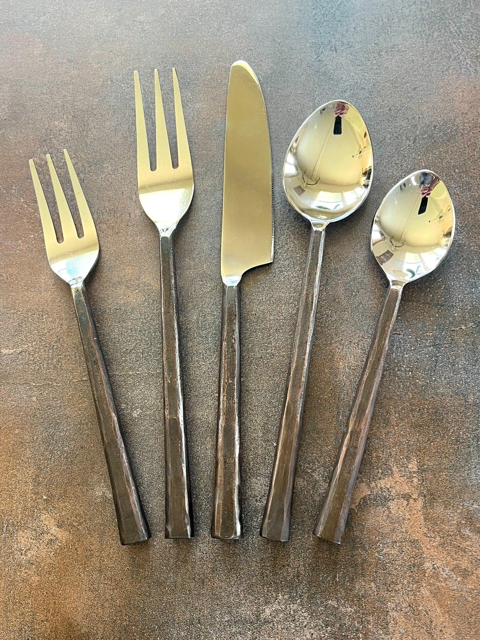 FLATWARE