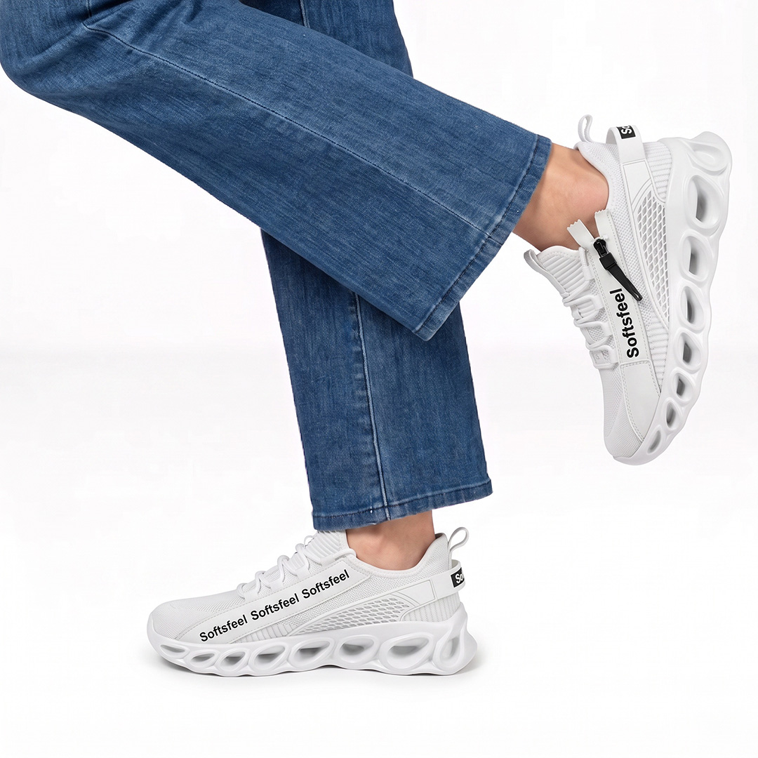 Men's Cloud Wanderer V7 - White