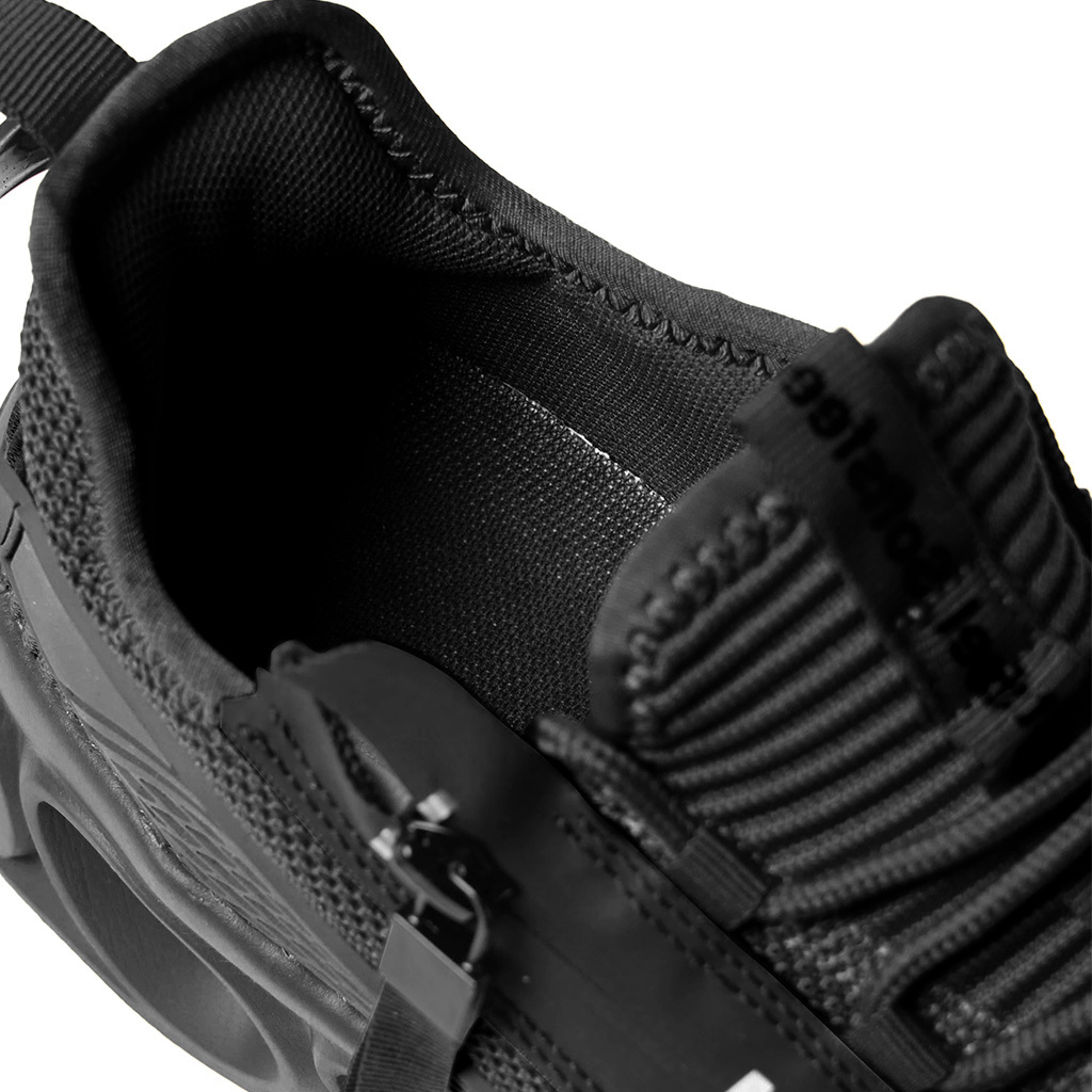 Men's Cloud Wanderer V7 - Black