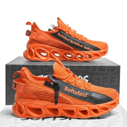 Men's Cloud Wanderer V7 - Orange