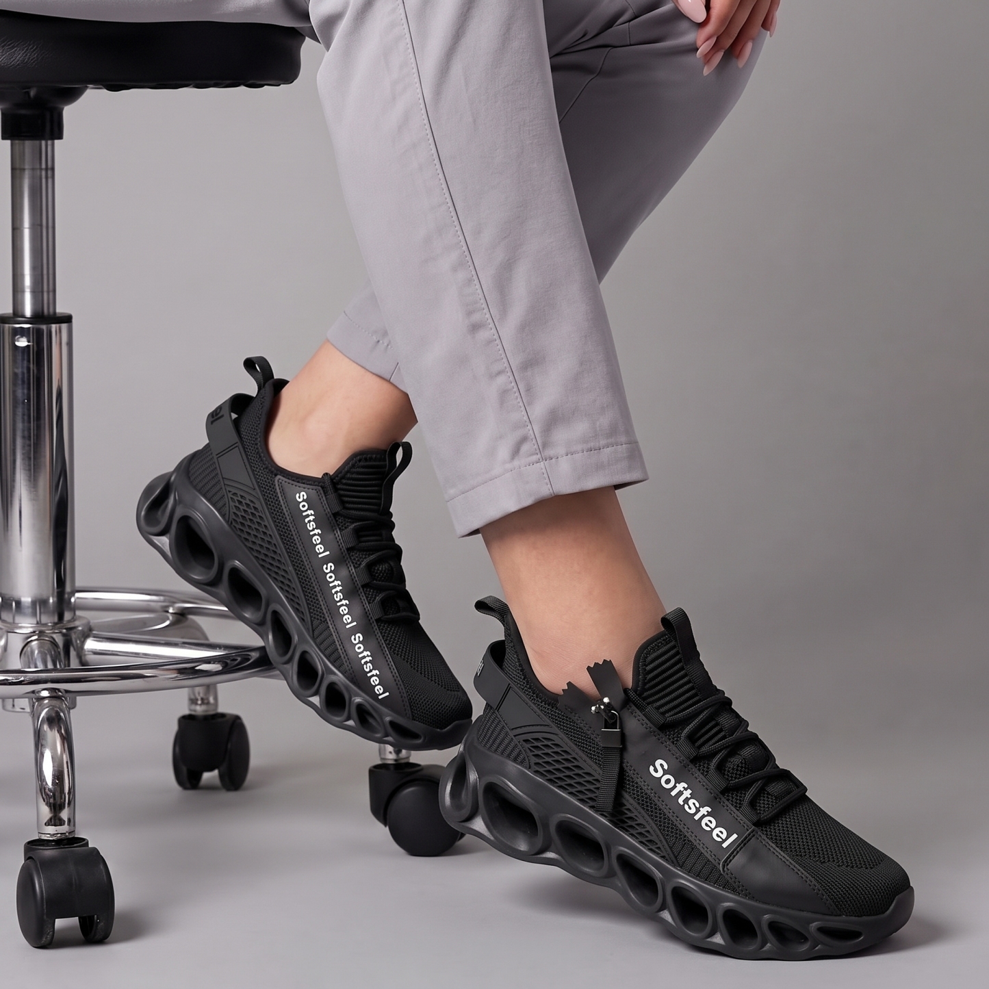 Men's Cloud Wanderer V7 - Black