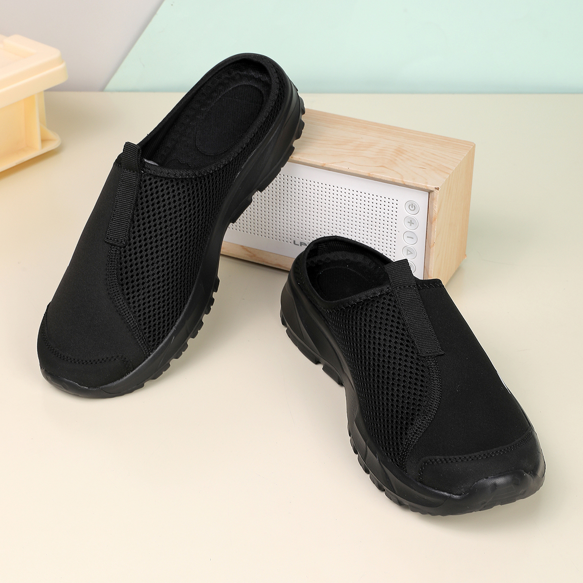 SoftsFeel™ Men's Breathable Mesh Slide Sandals - Relieve Foot Pressure with Every Step