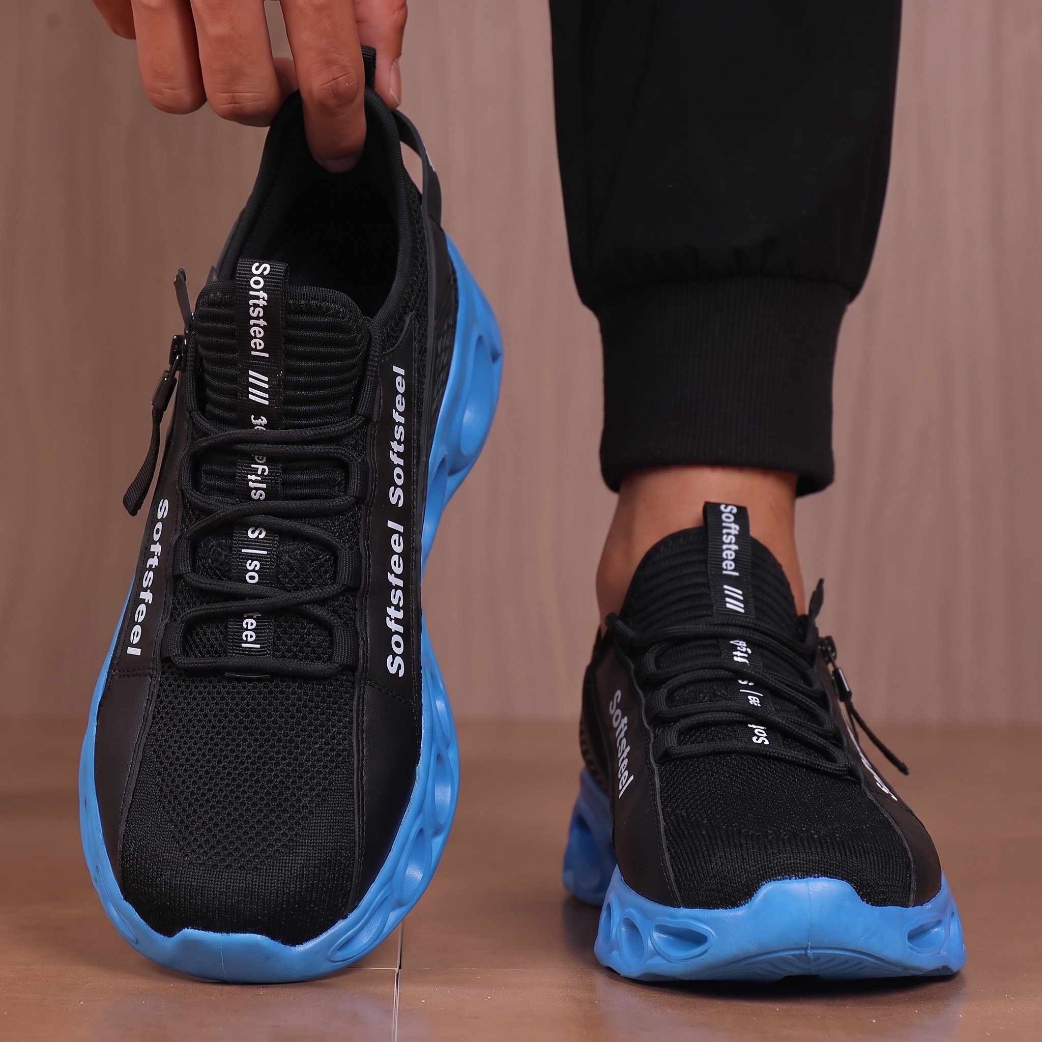 Men's Cloud Wanderer V7 - Black Blue