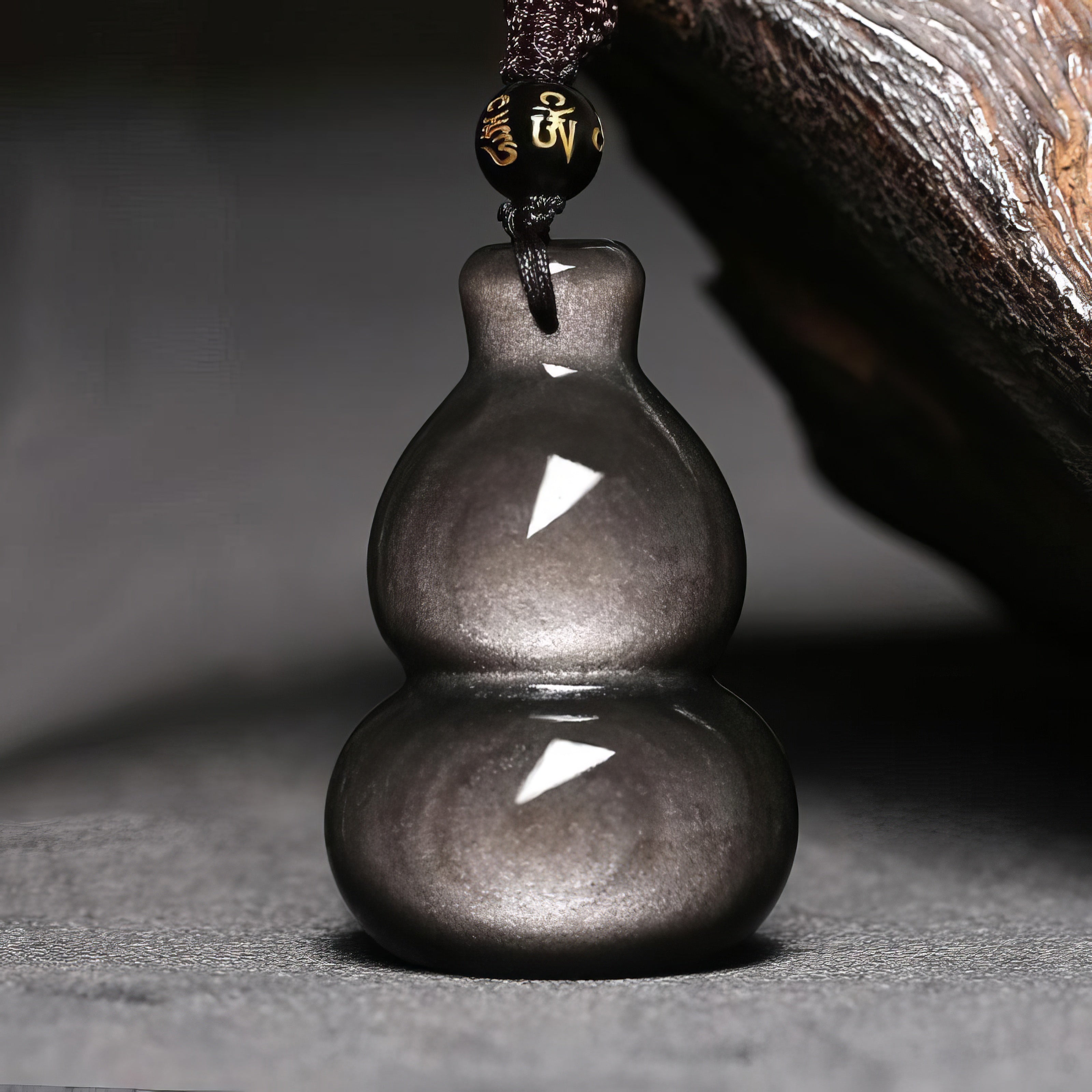 Natural Silver Obsidian Gourd Pendant