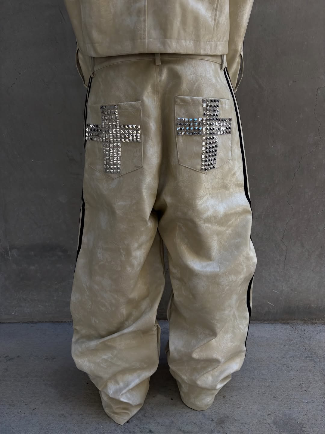 “POLAR” WHITE LEATHER SET