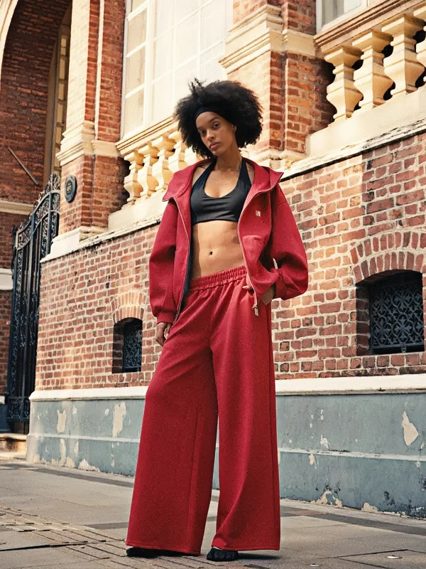 HIGH NECK ZIP UP HOODIE