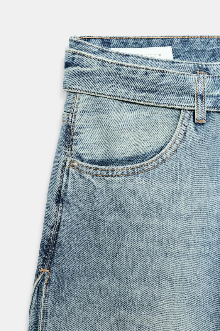 TRF MID-RISE PLEATED BELTED JEANS