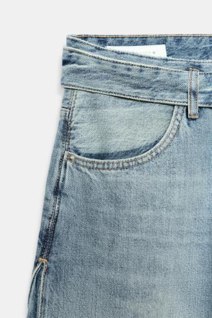TRF MID-RISE PLEATED BELTED JEANS