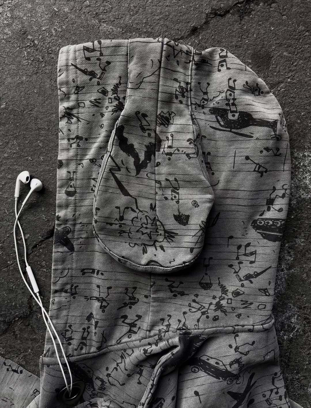 “WARCHESTRA” ZIP-UP