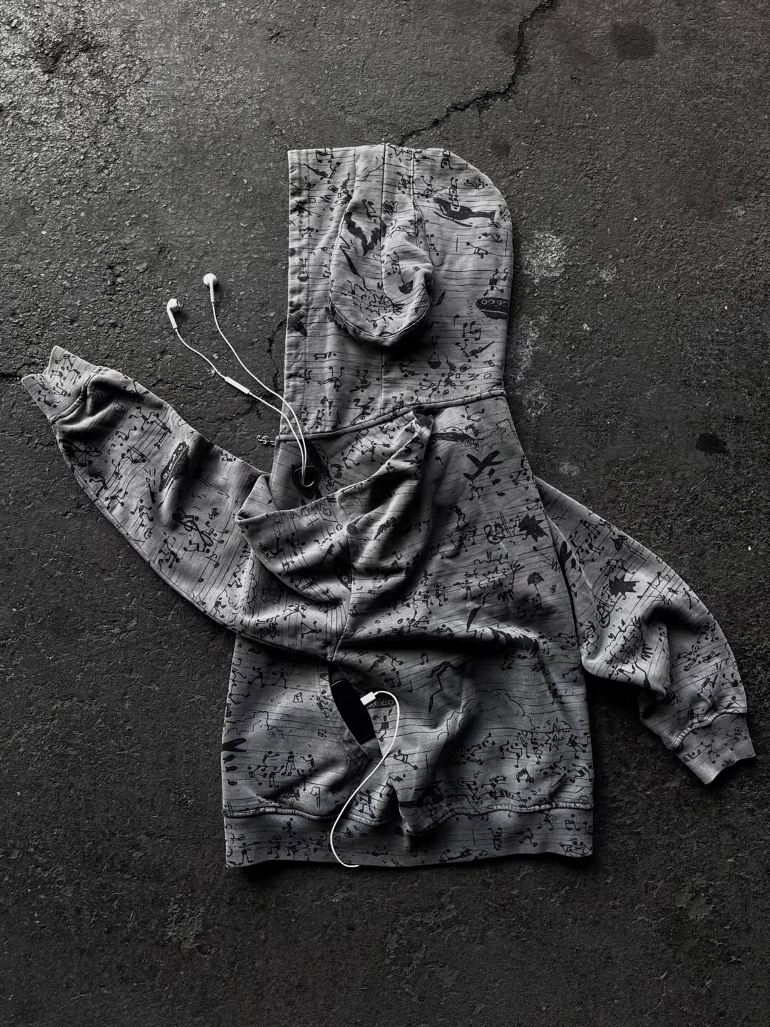 “WARCHESTRA” ZIP-UP