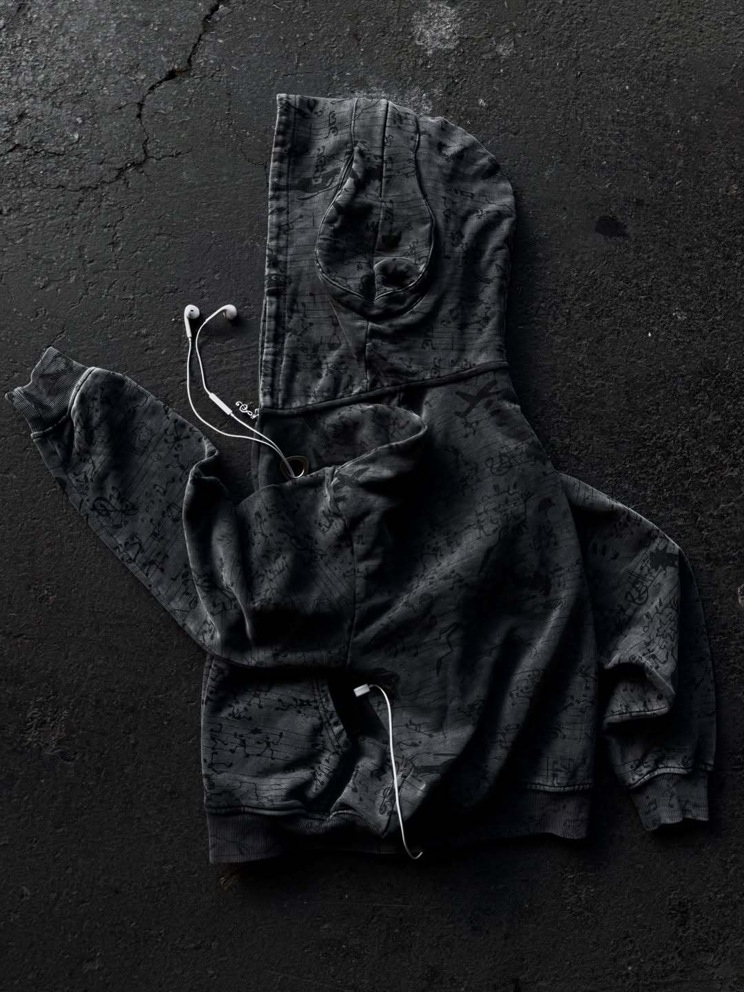 “WARCHESTRA” ZIP-UP