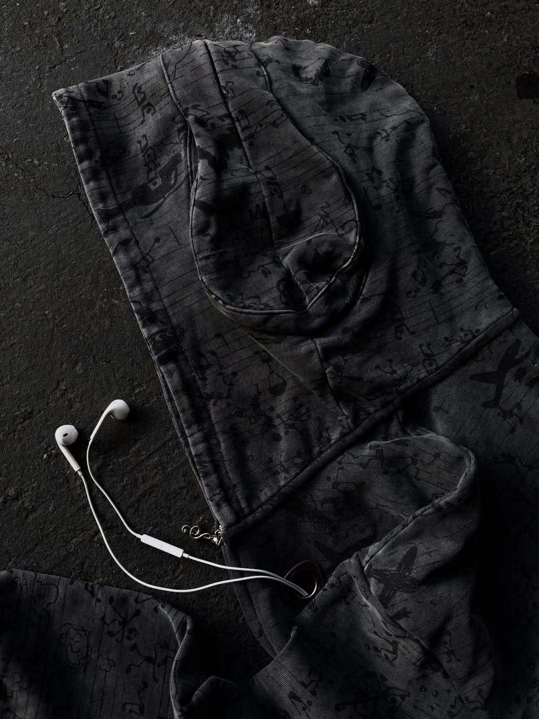 “WARCHESTRA” ZIP-UP